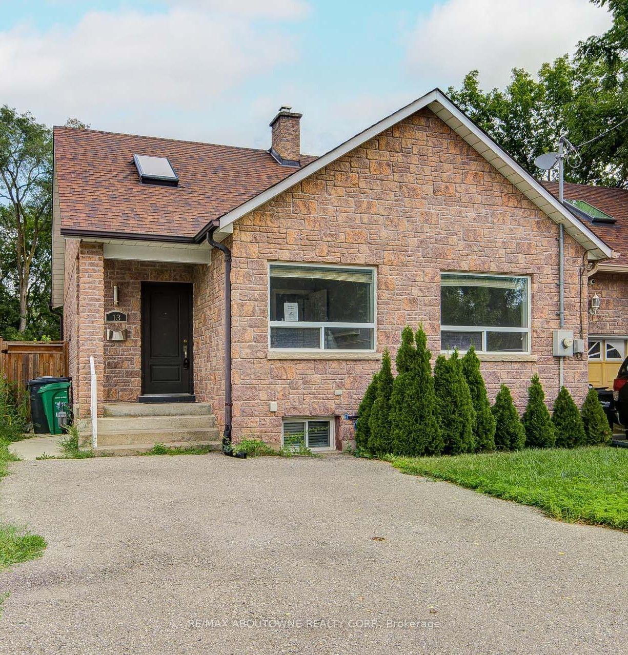 13 Broadview Avenue Mississauga Ontario Canada Sale residential Marco Pontes RE/MAX West Realty Inc., Brokerage *