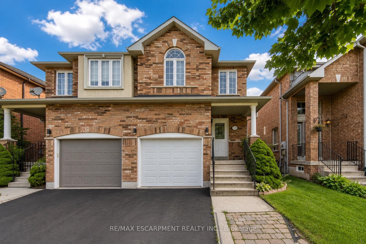 1793 Creek Way Burlington Ontario Canada Rent residential SHANNON MCCOUBREY RE/MAX Escarpment Realty Inc., Brokerage*