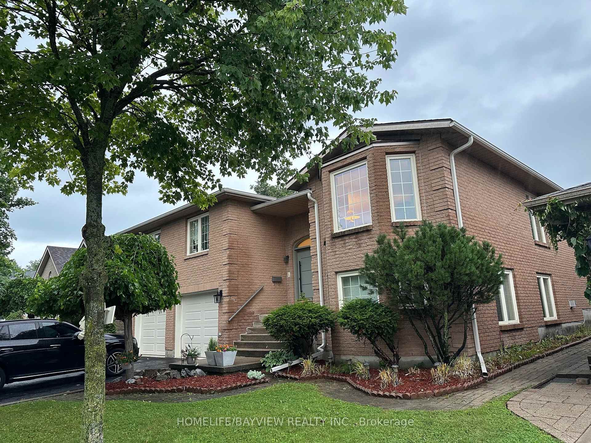 1020 Ryan Court Kingston Ontario Canada Sale residential TOM DIMAS HomeLife/Bayview Realty Inc., Brokerage*