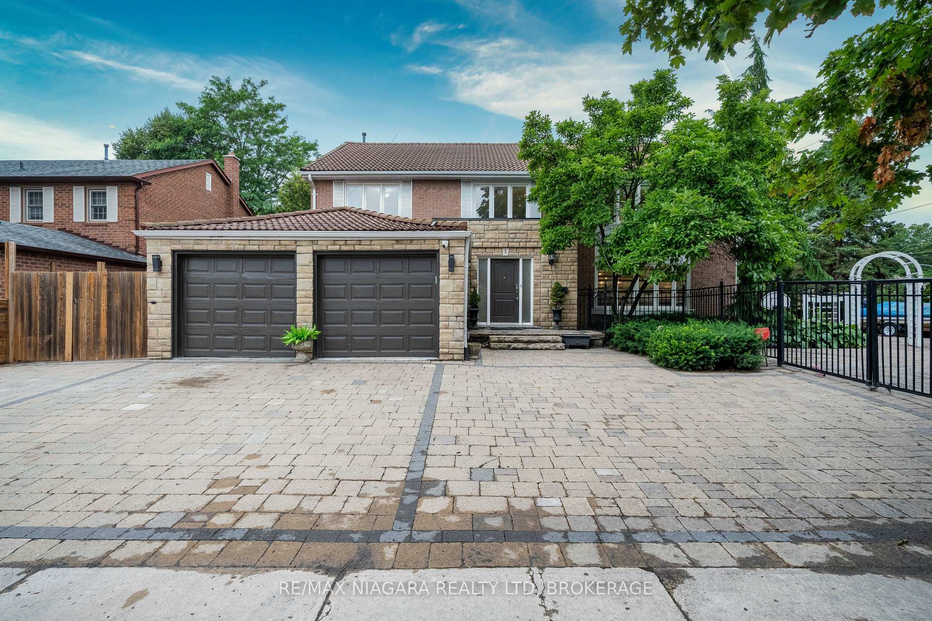 2 Aitken Circle Markham Ontario Canada Sale residential   Team Adivi Real Estate
