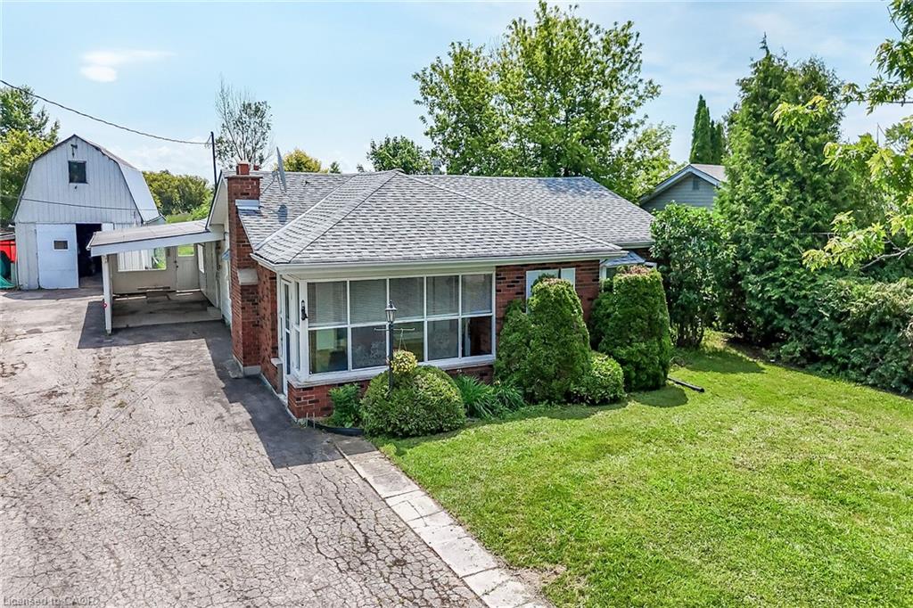 114 Second Road E Stoney Creek Ontario Canada Sale residential Laura Doucette Sutton Group Innovative Realty Inc., Brokerage*