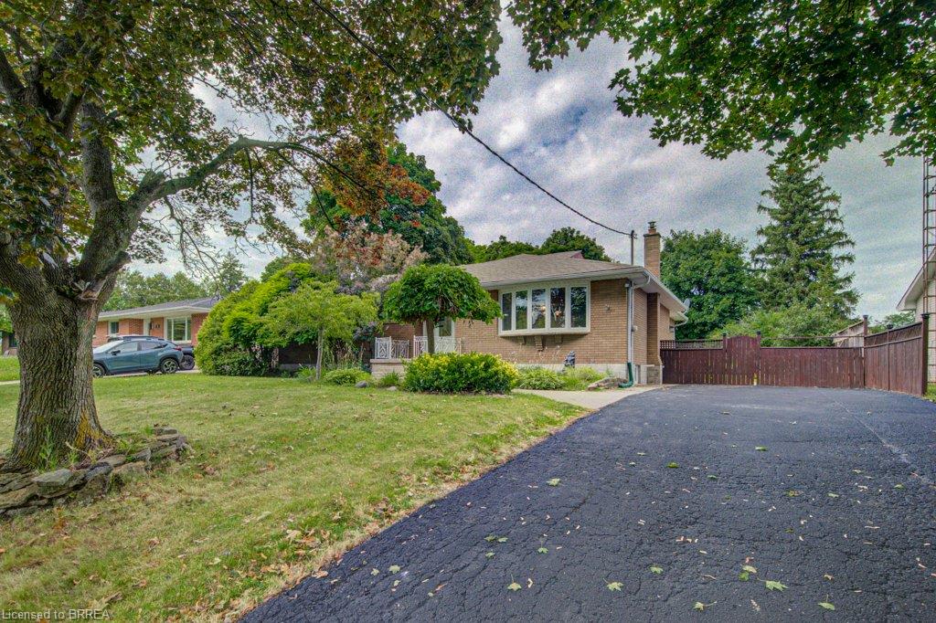 6 Bayly Drive Paris Ontario Canada Sale residential   Coldwell Banker Homefront Realty