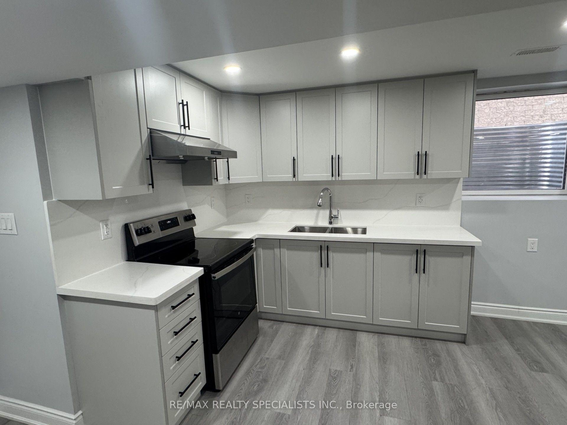 33 Bluffwood(Basement) Crescent Brampton Ontario Canada Rent residential   HomeLife 247 Realty Inc.,  Brokerage*