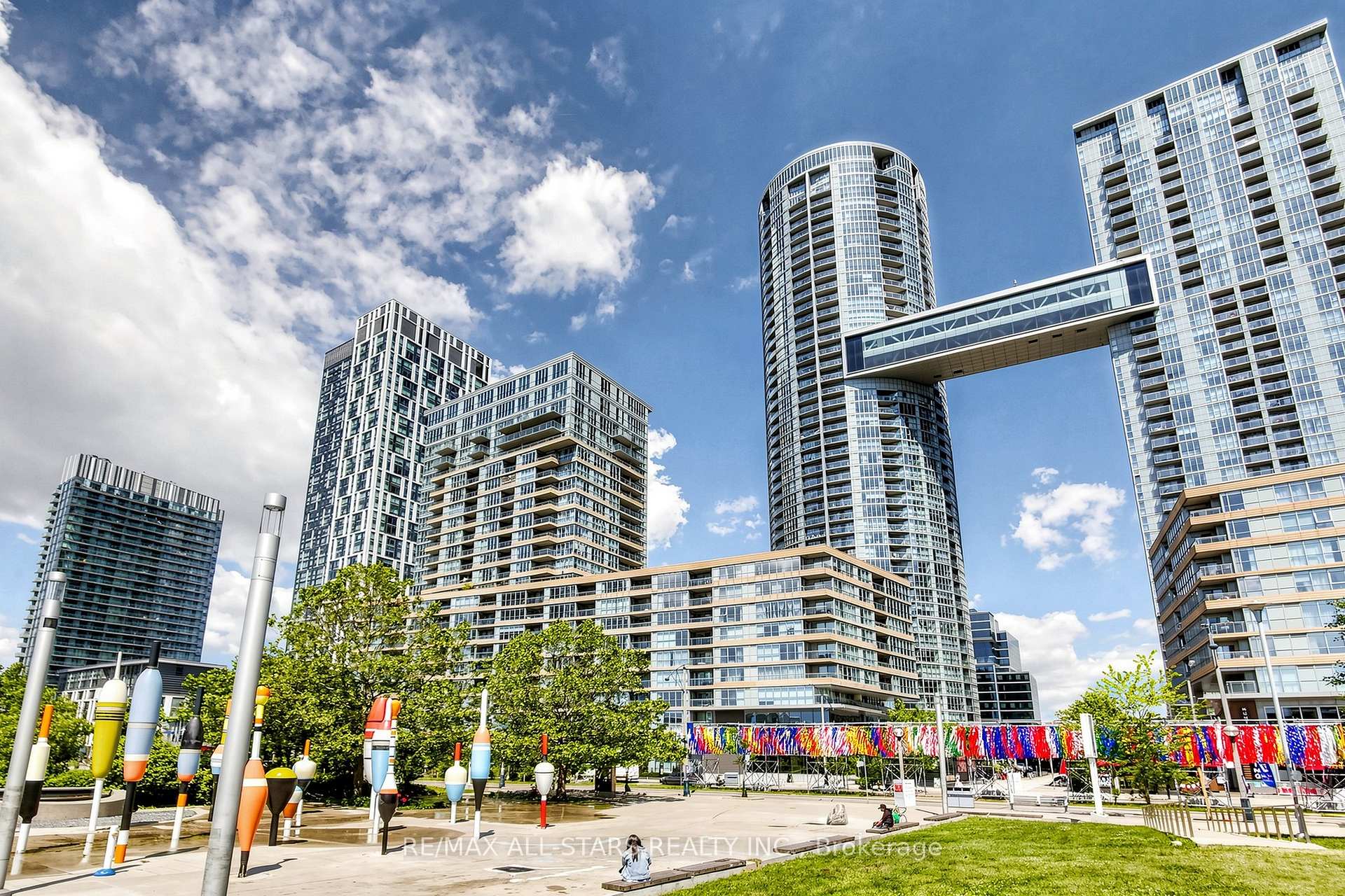 110 Fort York Boulevard Toronto Ontario Canada Lease commercial Ruby Malik HomeLife/Miracle Realty Ltd., Brokerage*