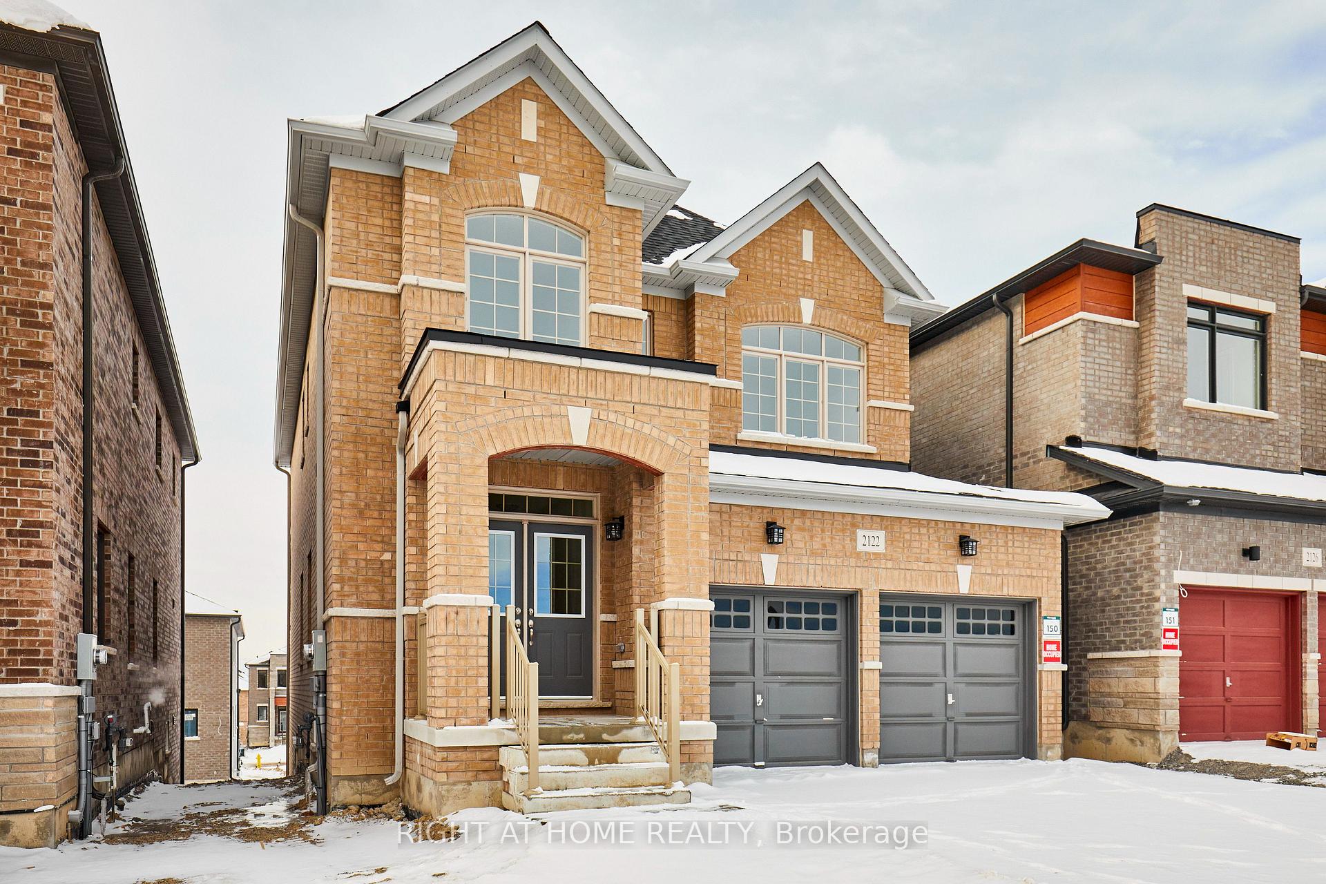 Upper Level - 2122 Cayenne Street Oshawa Ontario Canada Rent residential Manuela Evans Right at Home Realty, Brokerage*