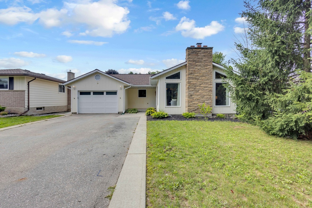 218 Northumberland St Ayr Ontario Canada Sale residential Alicia Snell Re/Max Icon Realty., Brokerage*