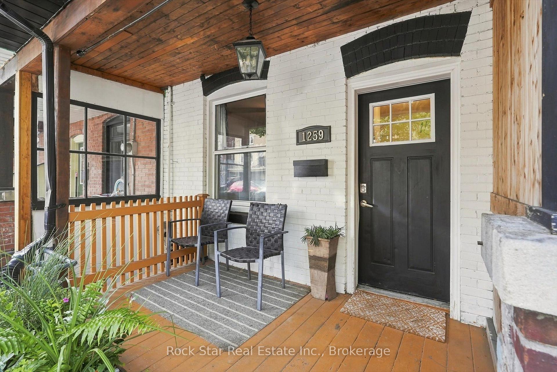 1259 Davenport Road Toronto Ontario Canada Sale residential Leon Schaumer HomeLife/Cimerman Real Estate Ltd., Brokerage*