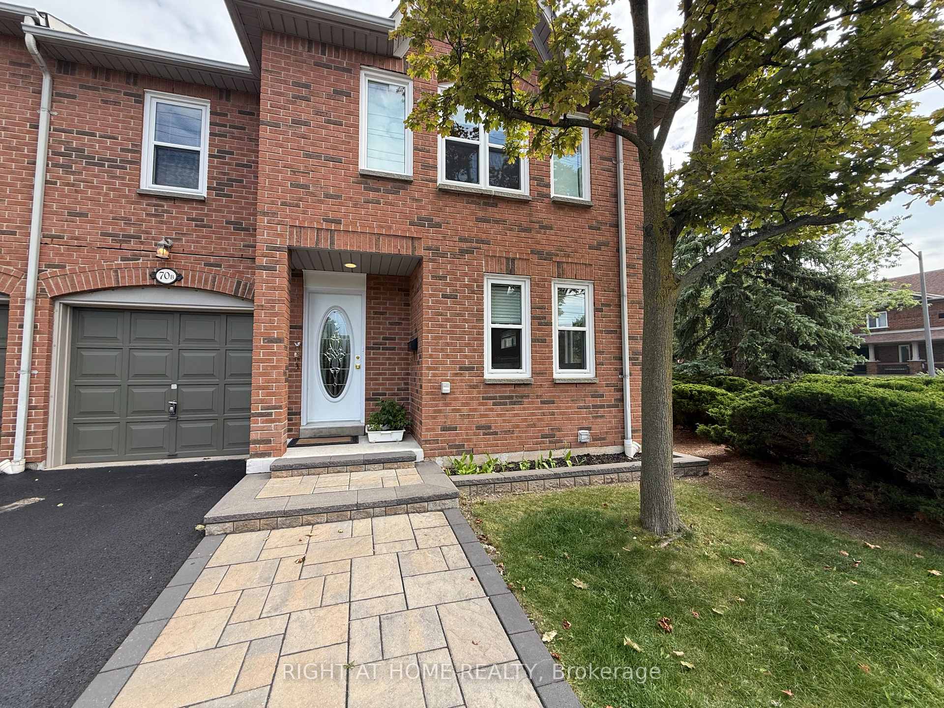 70B - 5865 Dalebrook Crescent Mississauga Ontario Canada Rent residential Sal Abouchala Right at Home Realty, Brokerage*