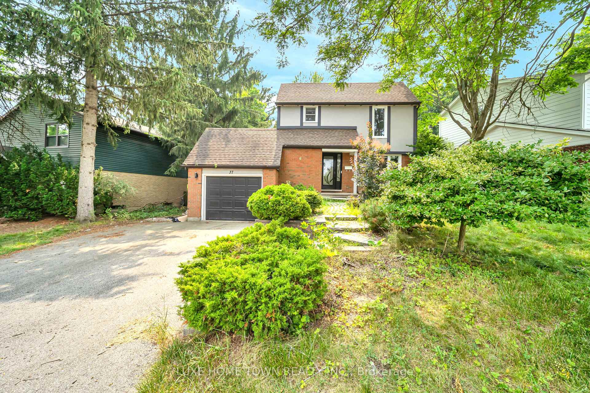 37 Ferman Drive Guelph Ontario Canada Sale residential Nasib Thind RE/MAX Real Estate Centre Inc., Brokerage*