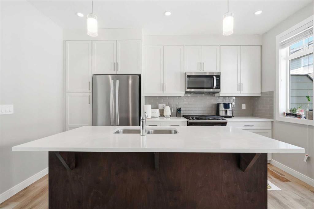 312 Wentworth RO SW Calgary Alberta Canada Sale residential Marlene Saunders TREC The Real Estate Company, Brokerage*