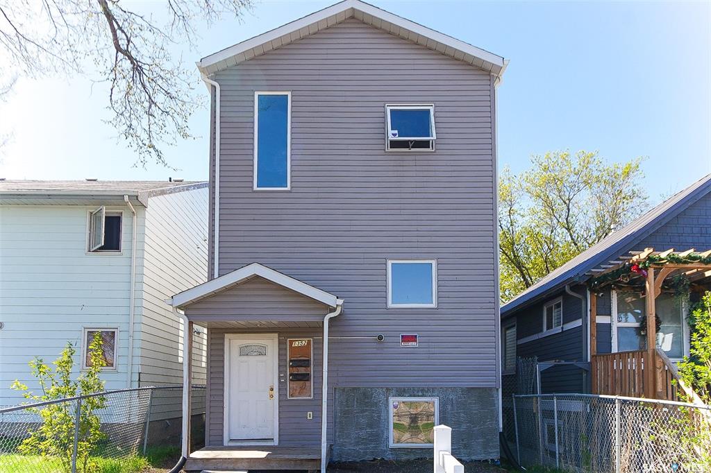 1352 Angus STREET Regina Saskatchewan Canada Sale residential SEAN KUNDRA W Real Estate., Brokerage*