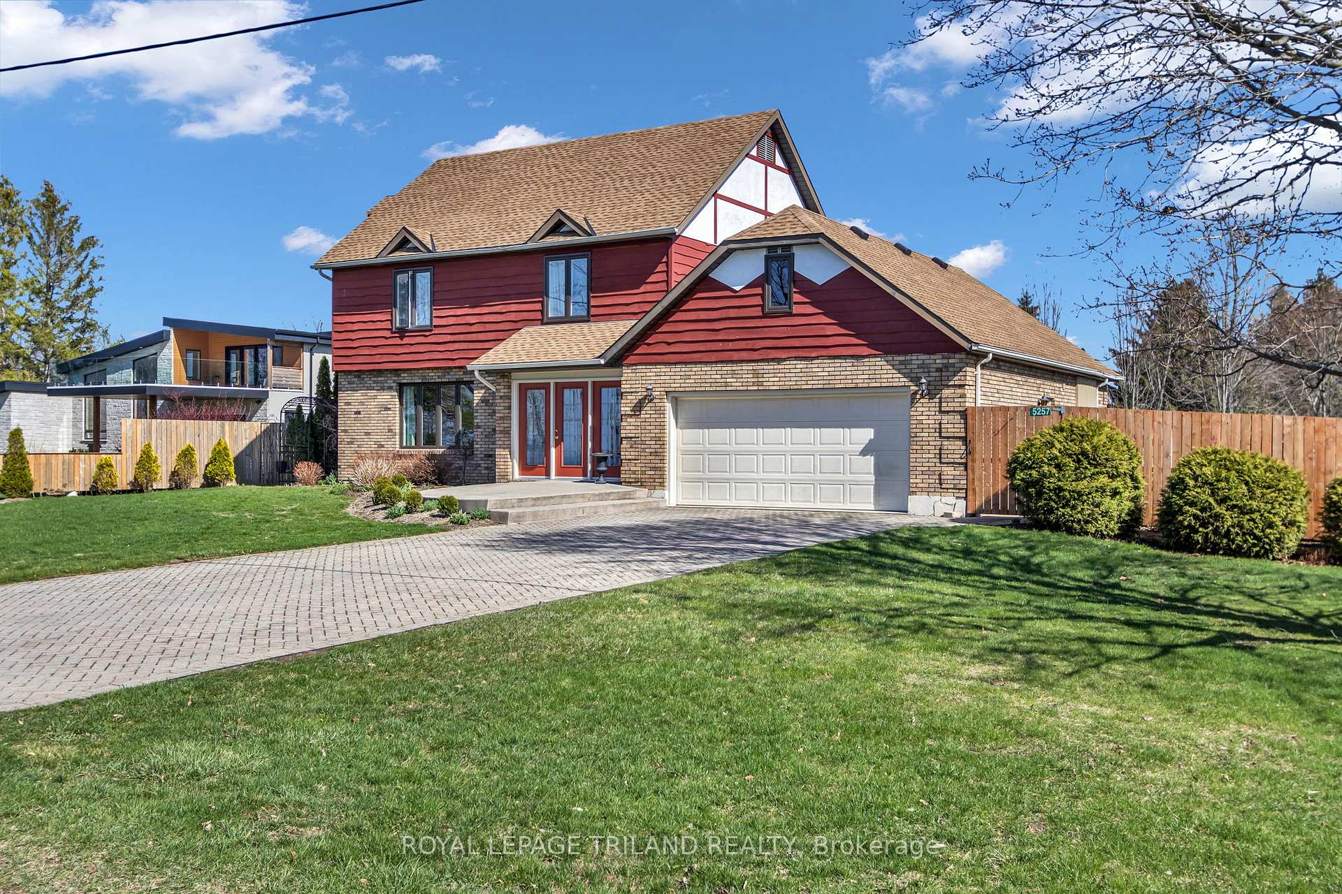 5257 Cliff Road Lambton Shores Ontario Canada Sale residential Linda Miller RE/MAX PRIME PROPERTIES UNIQUE GROUP, BROKERAGE