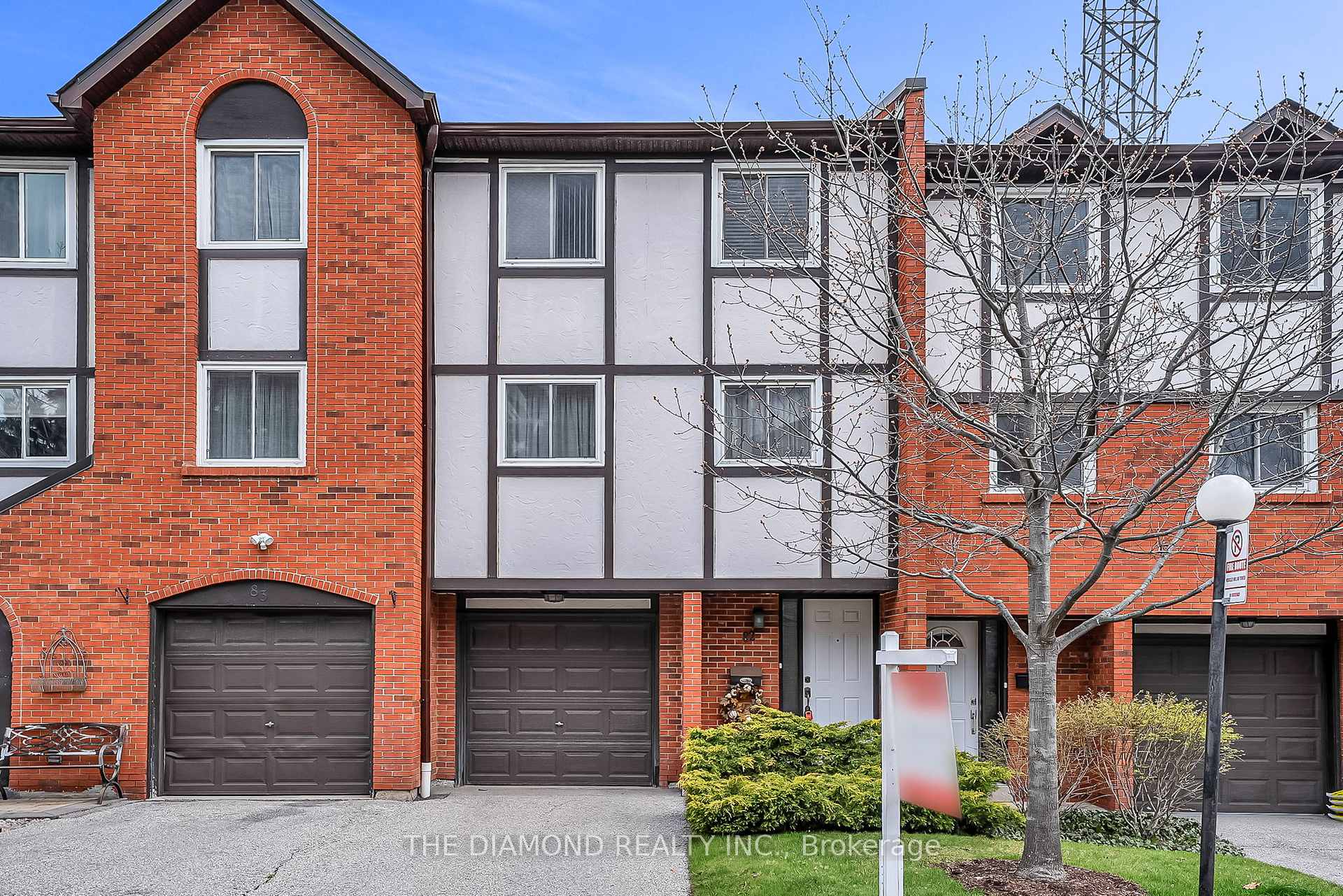 82 - 1755 Rathburn Road E Mississauga Ontario Canada Sale residential Elena Vankevich Brokerage Information: Not available, please contact website owner