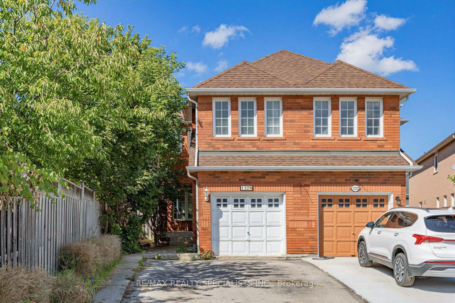 1329 Whiffletree Court Mississauga Ontario Canada Rent residential Naeem Wali RE/MAX Realty Specialists Inc., Brokerage*