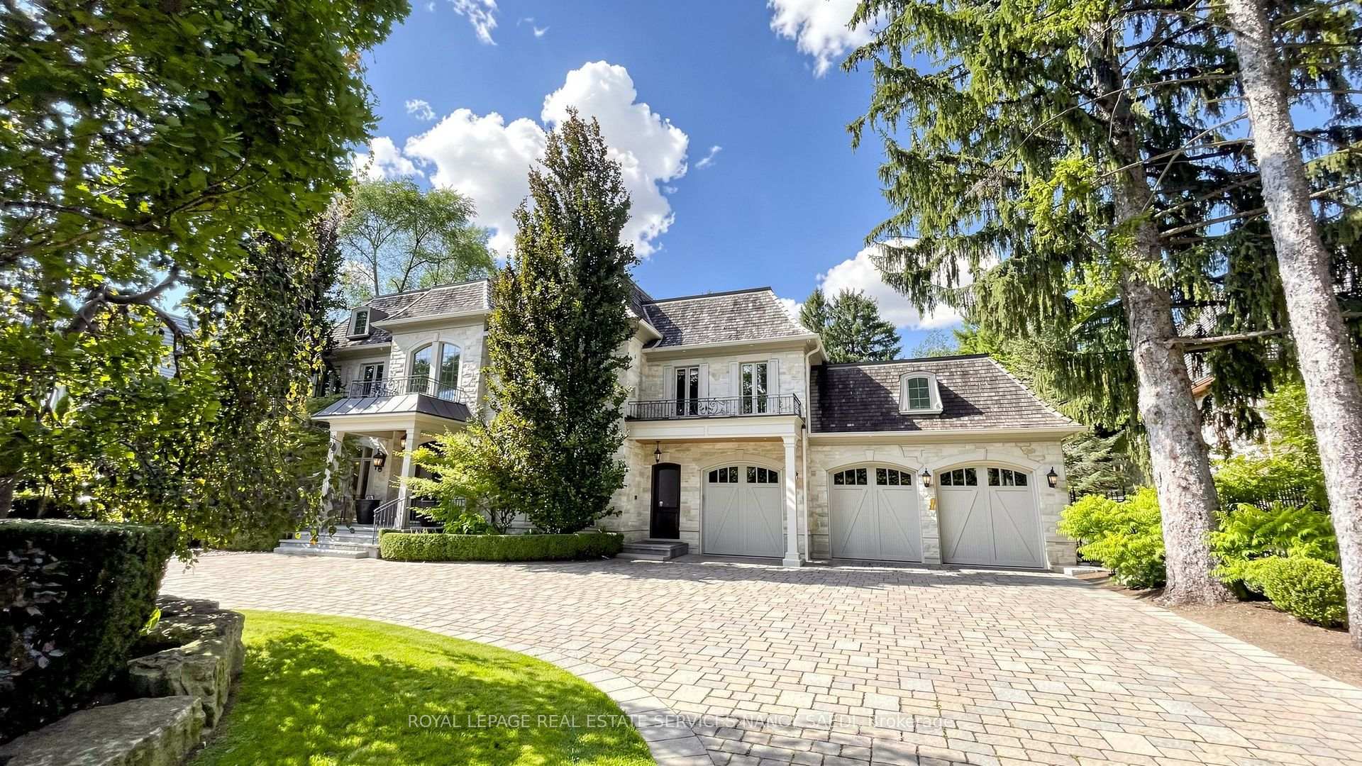 9 Fifeshire Road Toronto Ontario Canada Sale residential Pankaj BEHAL iCloud Realty Ltd. 