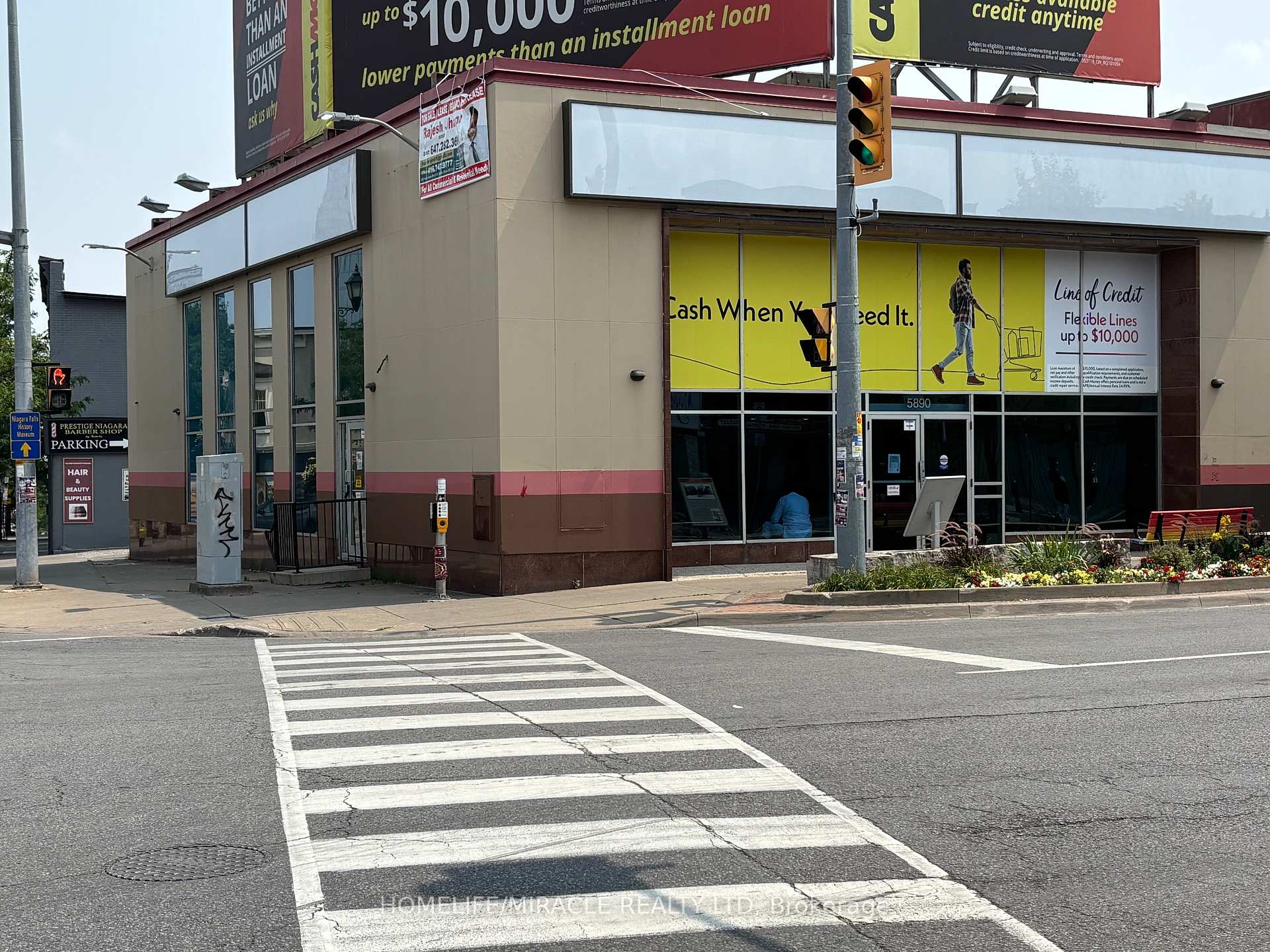5890 Main Street Niagara Falls Ontario Canada Lease commercial Johny Thomas HomeLife/Miracle Realty Ltd., Brokerage*