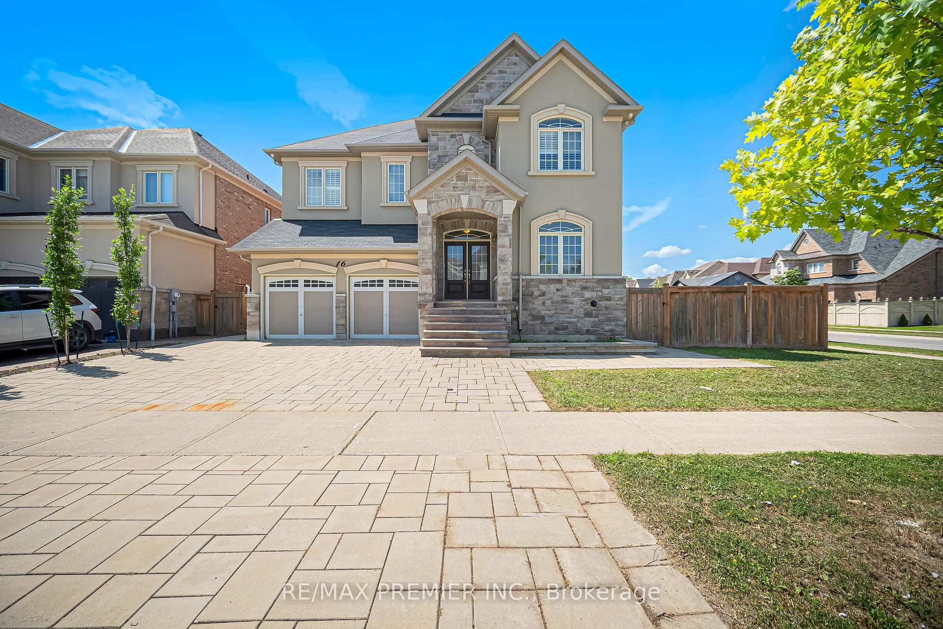 16 Kettle Valley Trail King Ontario Canada Sale residential LYUDMYLA AFANASIYADI RE/MAX PREMIER INC. Brokerage*