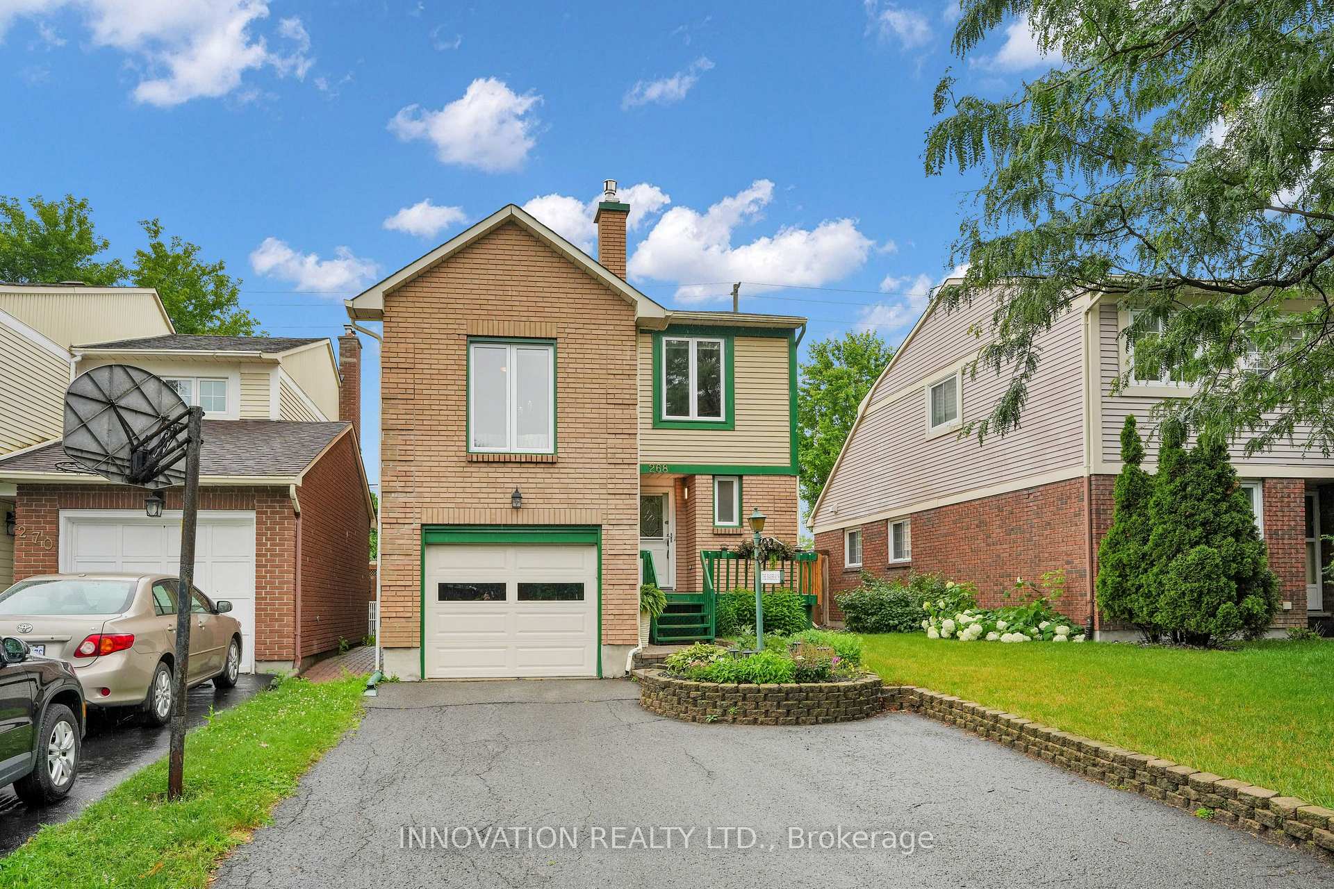 268 Equestrian Drive Ottawa Ontario Canada Sale residential Christiane Lafleur RE/MAX HALLMARK REALTY GROUP Brokerage *