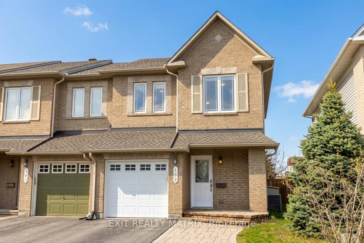 195 Tapley Place Ottawa Ontario Canada Sale residential Christiane Lafleur RE/MAX HALLMARK REALTY GROUP Brokerage *