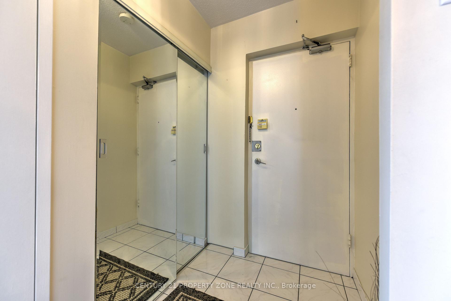 907 - 3025 Queen Frederica Drive E Mississauga Ontario Canada Rent residential Zdravko Dimov Right at Home Realty, Brokerage*
