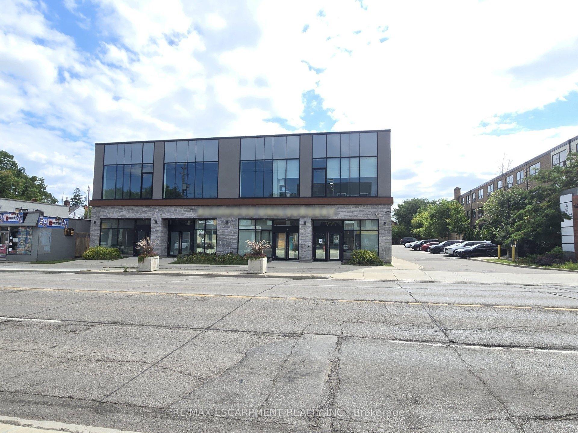 202 - 623 UPPER JAMES Street Hamilton Ontario Canada Lease commercial The Loya Group - Ray Loya, Team Lead