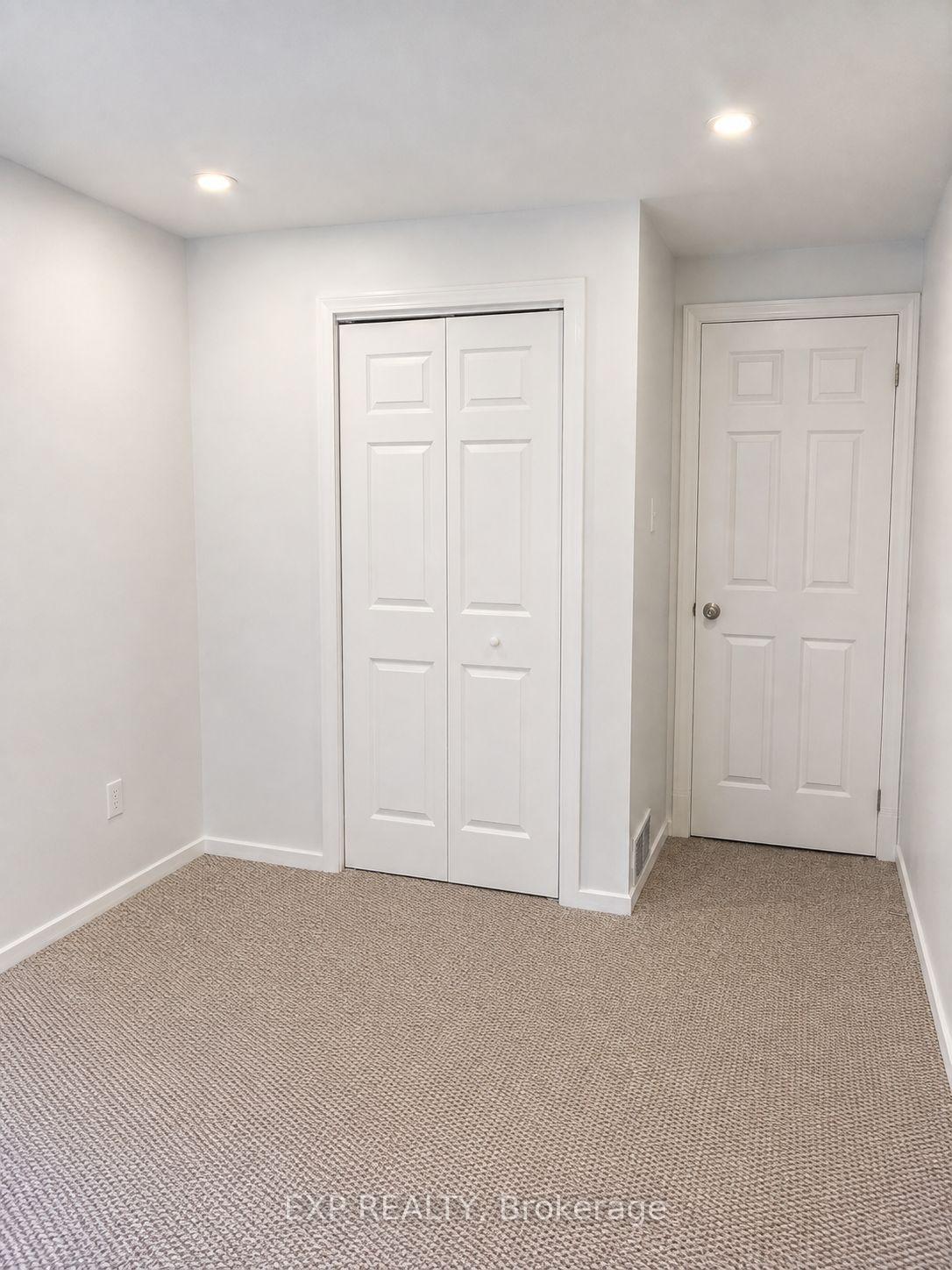 10 - Room C - 222 Pearson Street Oshawa Ontario Canada Rent residential Mike McMahon Right at Home Realty, Brokerage*