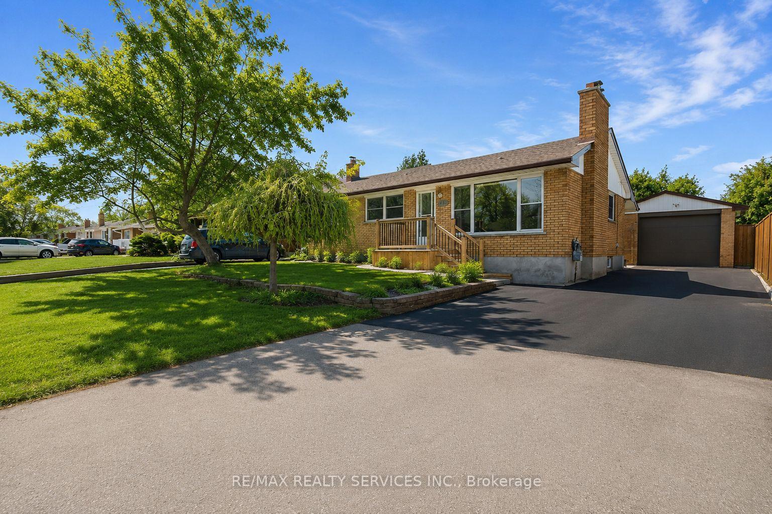 185 BURLINGTON Street London South Ontario Canada Sale residential CJ Singh RE/MAX Realty Services Inc., Brokerage*