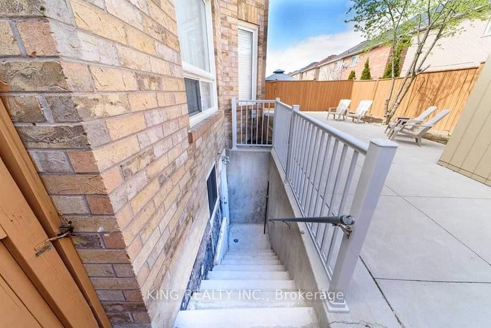 Basement - 8 Ferncroft Place Brampton Ontario Canada Rent residential Maninder Bhatia King Realty Inc., Brokerage*