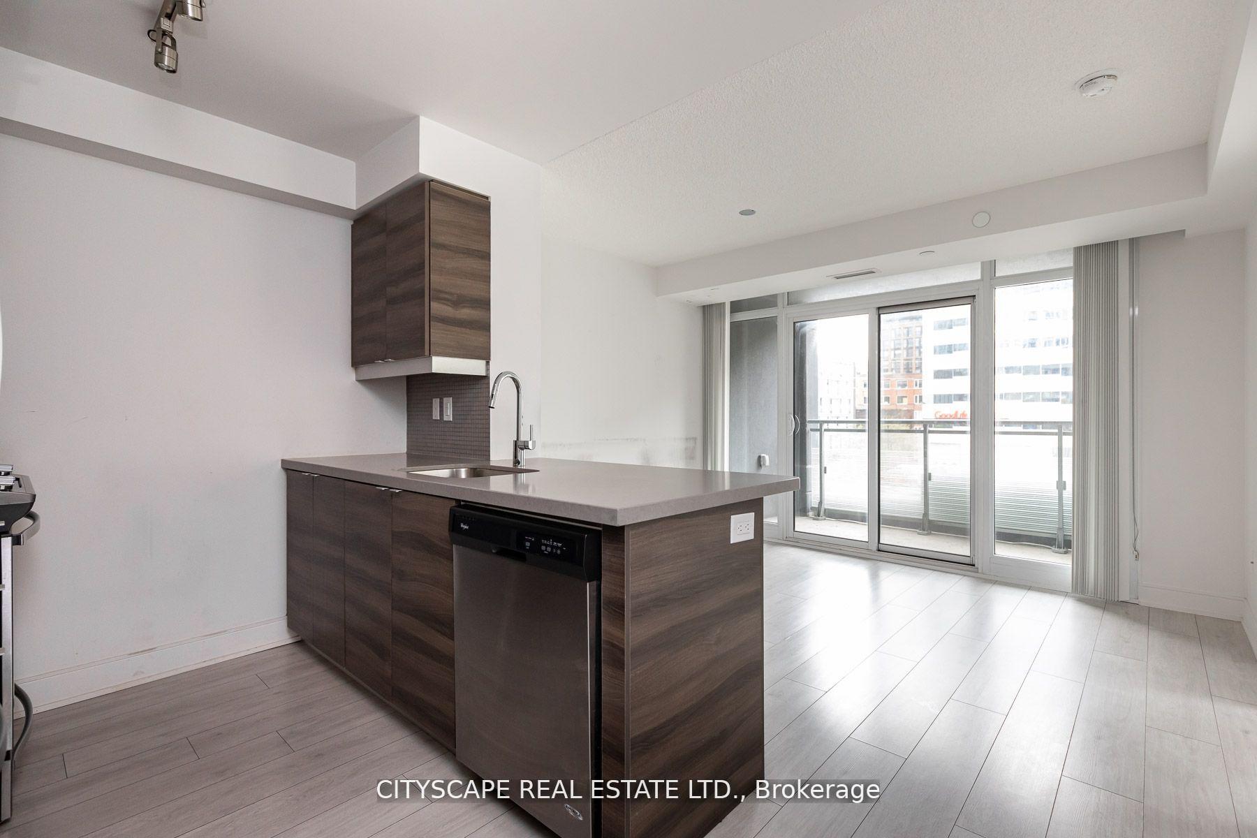 315 - 525 Adelaide Street W Toronto Ontario Canada Rent residential Emad Qazi Cityscape Real Estate Ltd., Brokerage 