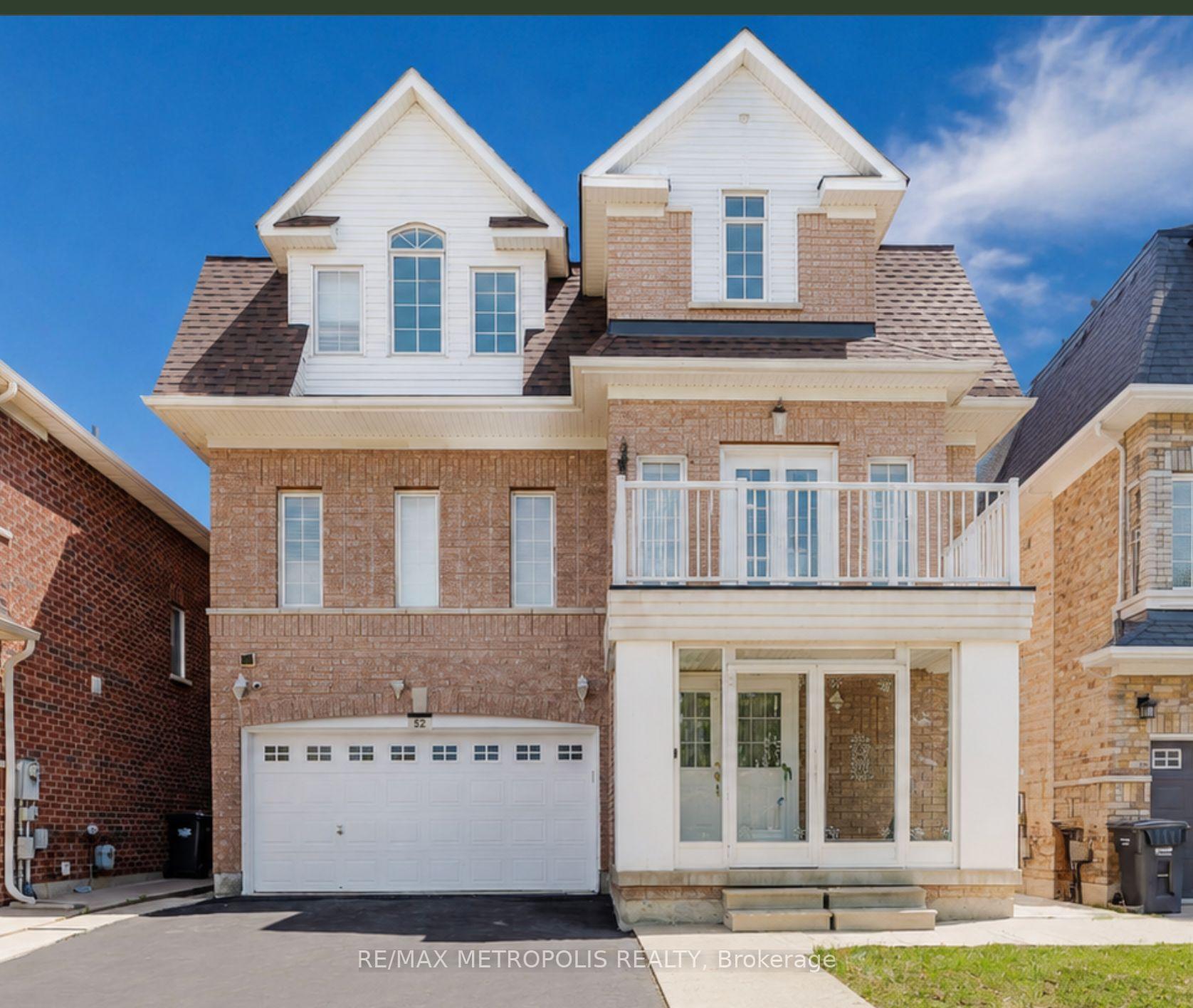 52 Gore Valley Trail Brampton Ontario Canada Sale residential Dushan Nithiyanantham RE/MAX Metropolis Realty Brokerage*