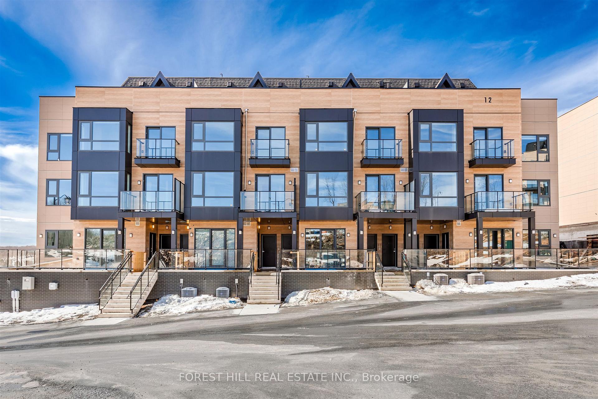 H111 - 119 Town Line Road E Huntsville Ontario Canada Sale residential Pasha Farzaneh Forest Hill Real Estate Inc., Brokerage *