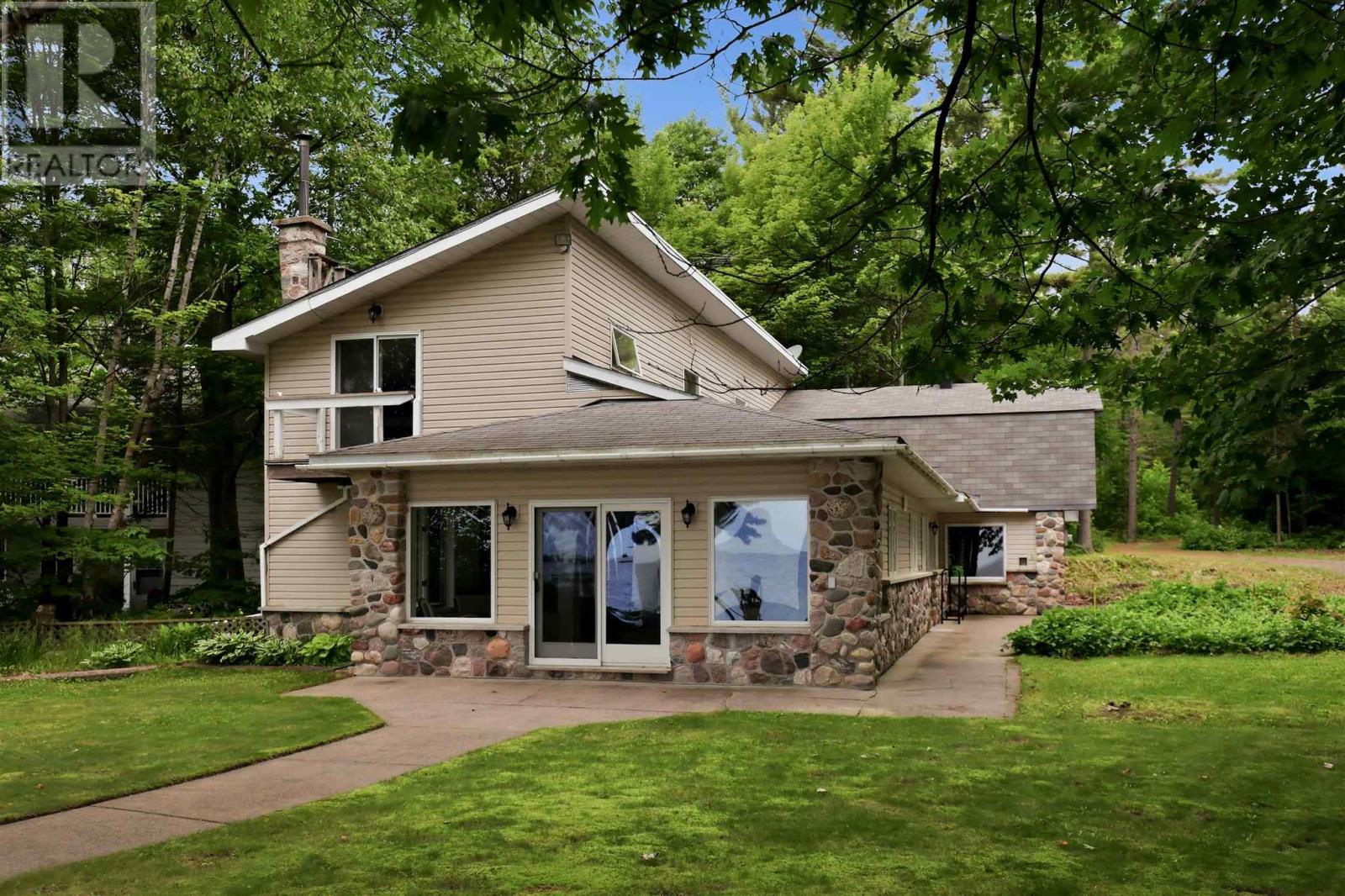 15 Dominion Park DR Thessalon Ontario Canada Sale residential Steve & Pat McGuire Exit Realty True North, Brokerage*