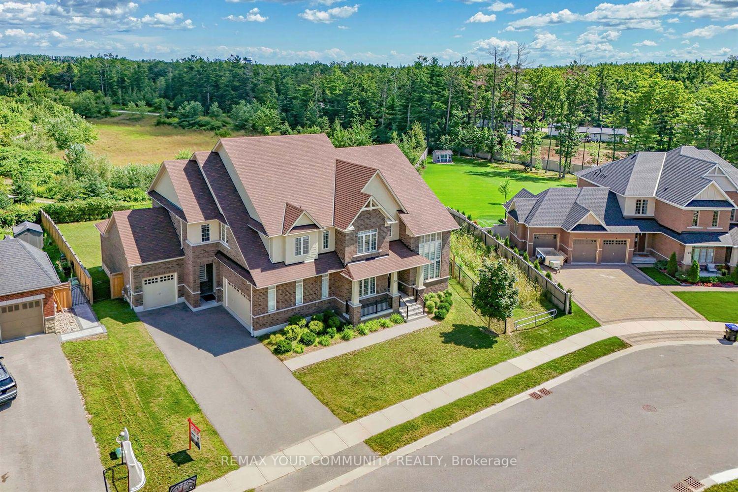 19 Redmond Crescent Springwater Ontario Canada Sale residential Terry Jung Re/Max Your Community Realty, Brokerage *