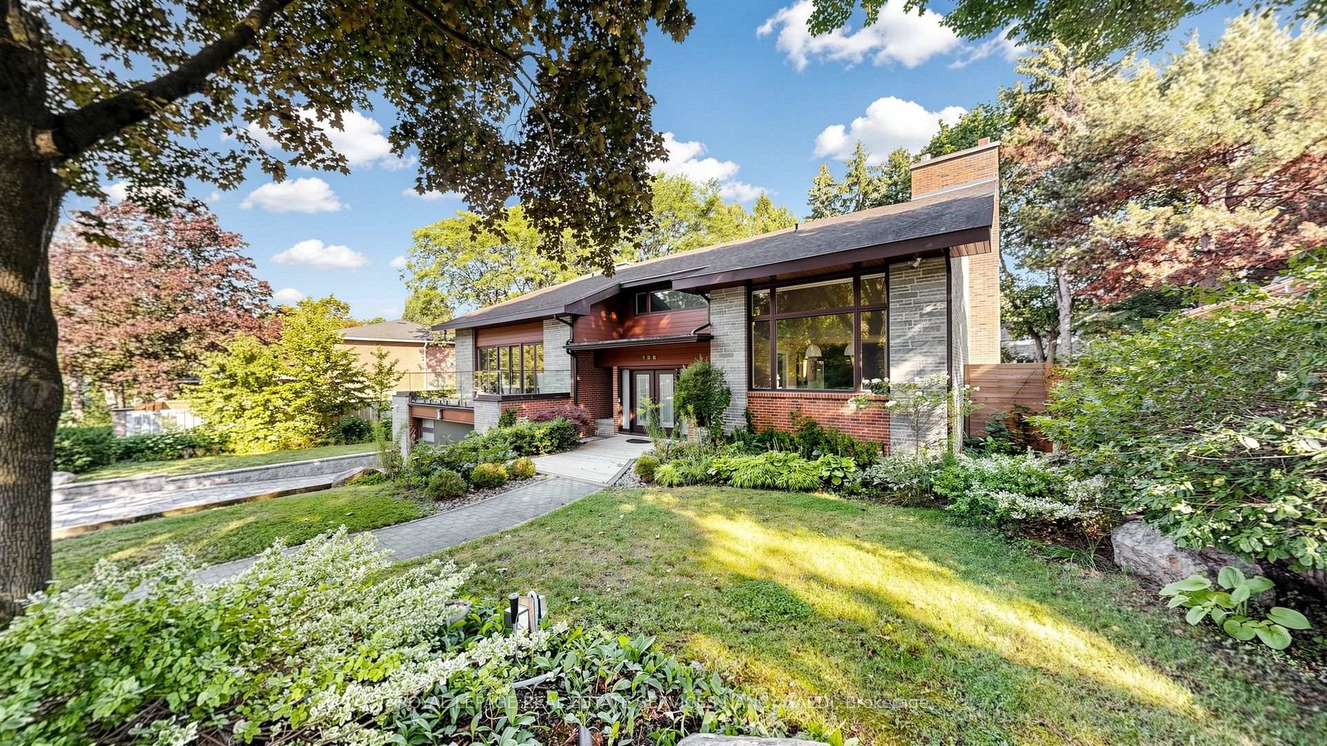 136 Denlow Boulevard Toronto Ontario Canada Sale residential Ben Alan Royal LePage Real Estate Services Ltd Brokerage*