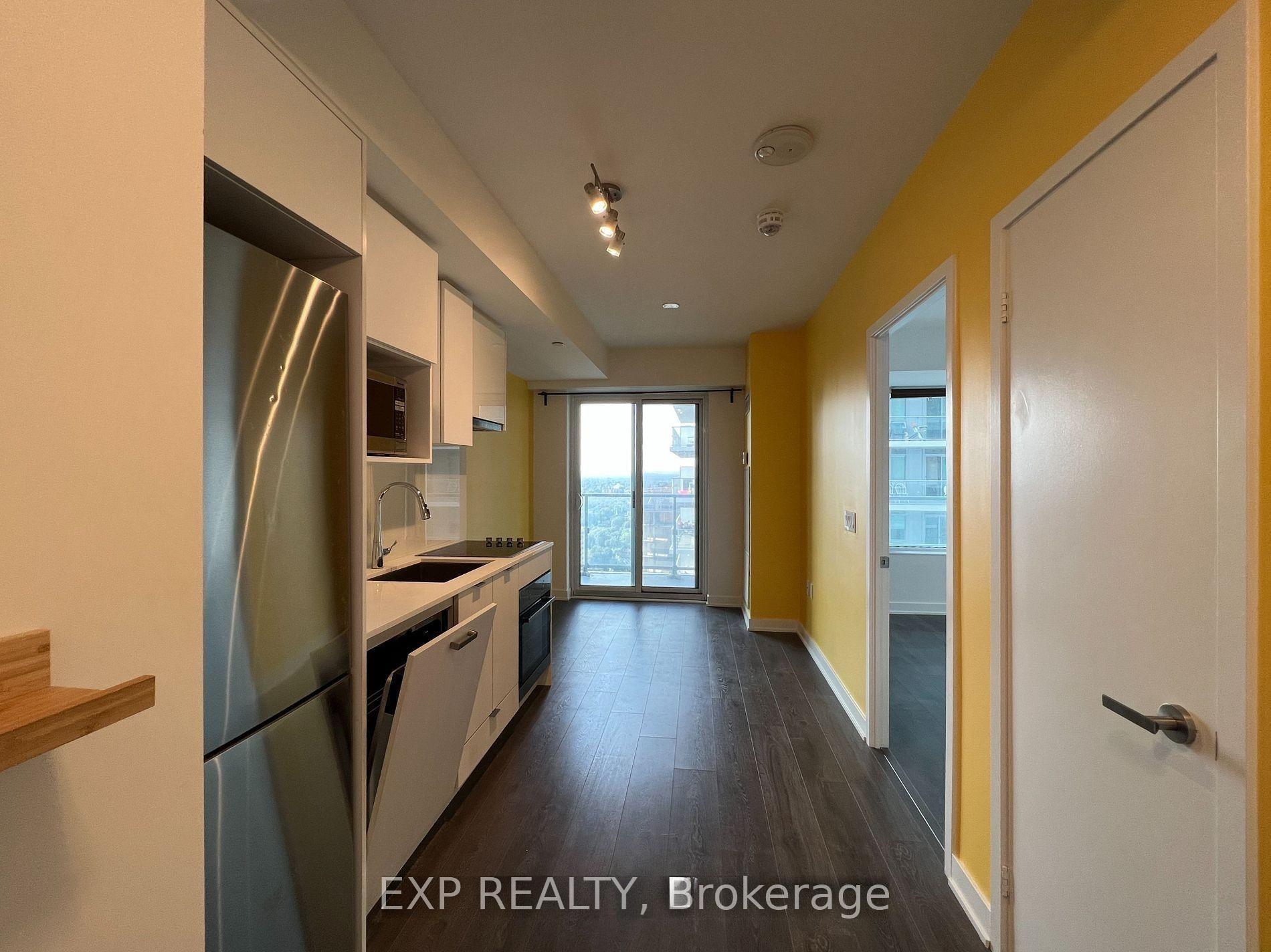3213 - 195 Redpath Avenue Toronto Ontario Canada Rent residential Mukesh Tharwani eXp Realty, Brokerage*