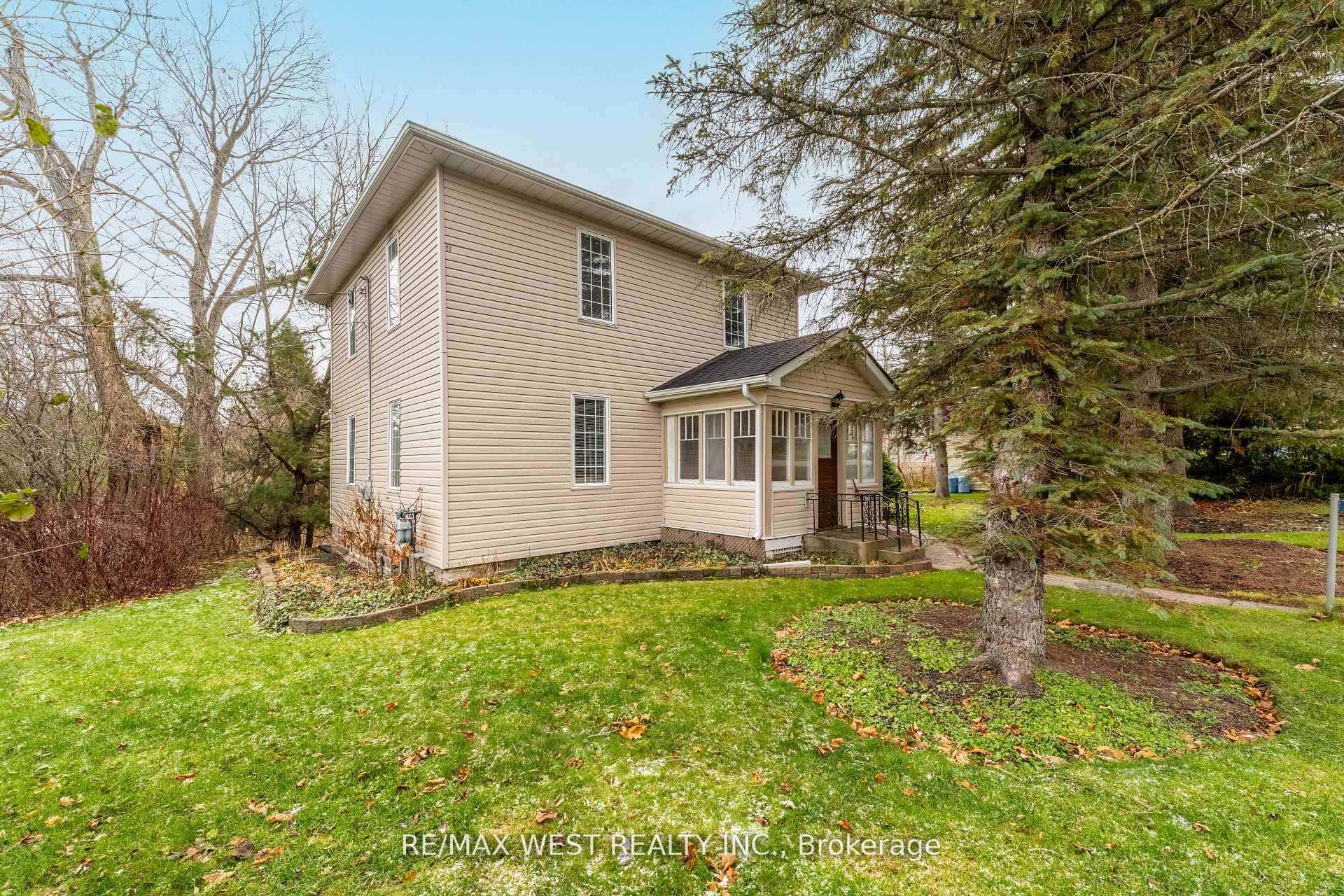 4 Coryell Street Scugog Ontario Canada Sale residential Paul McCormick Right at Home Realty, Brokerage*