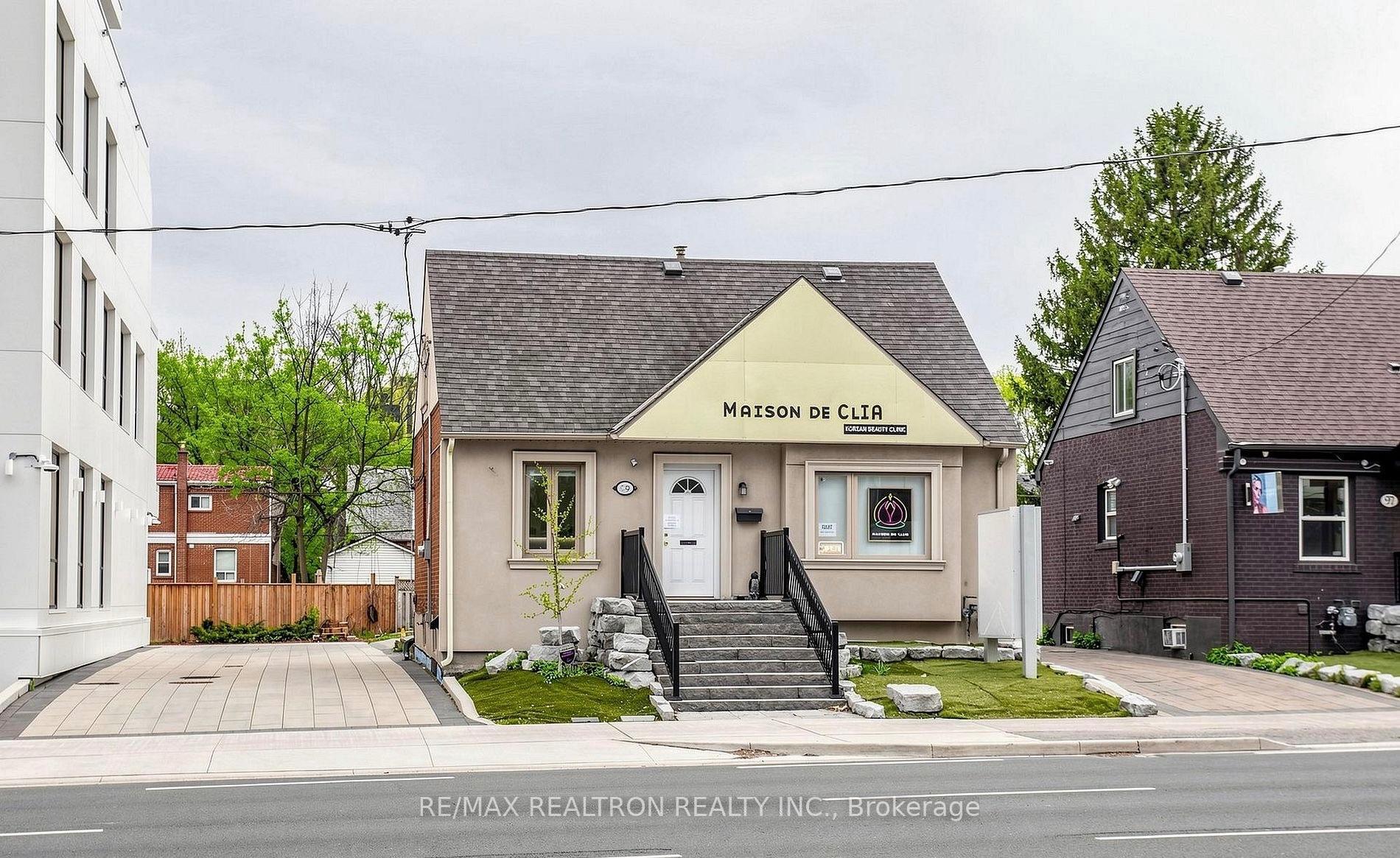 99 Sheppard Avenue E Toronto Ontario Canada Sale residential Hooman Bandarchi RE/MAX Realtron Realty Inc., Brokerage*
