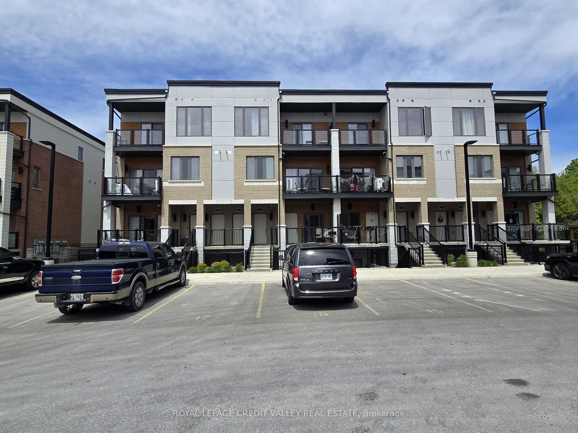 13 - 25 Isherwood Avenue E Cambridge Ontario Canada Rent residential Senia Woods Royal LePage Credit Valley Real Estate, Brokerage*