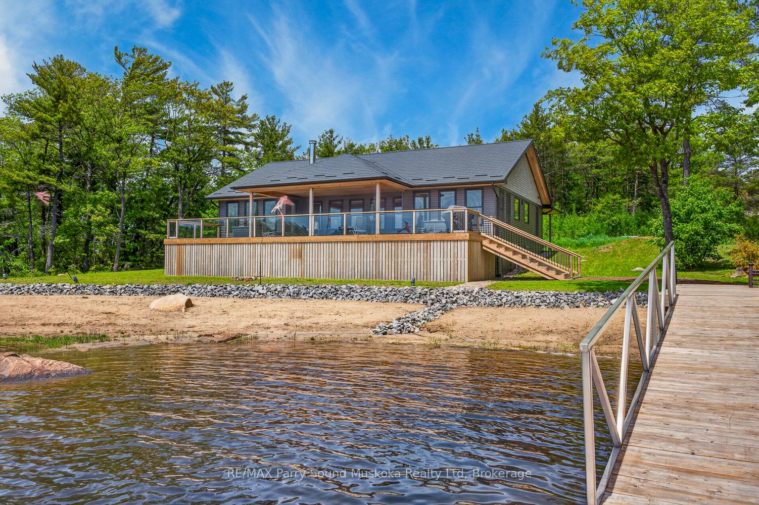 32 A11 Island The Archipelago Ontario Canada Sale residential Gary Phillips RE/MAX PARRY SOUND MUSKOKA REALTY LTD., BROKERAGE*