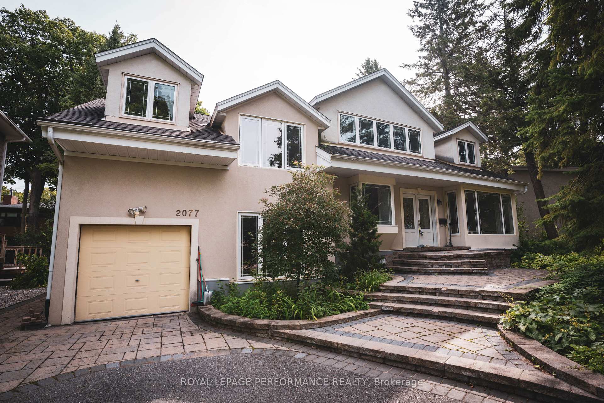 2077 PALMER Avenue Ottawa Ontario Canada Sale residential   Royal LePage Performance Realty, Brokerage *