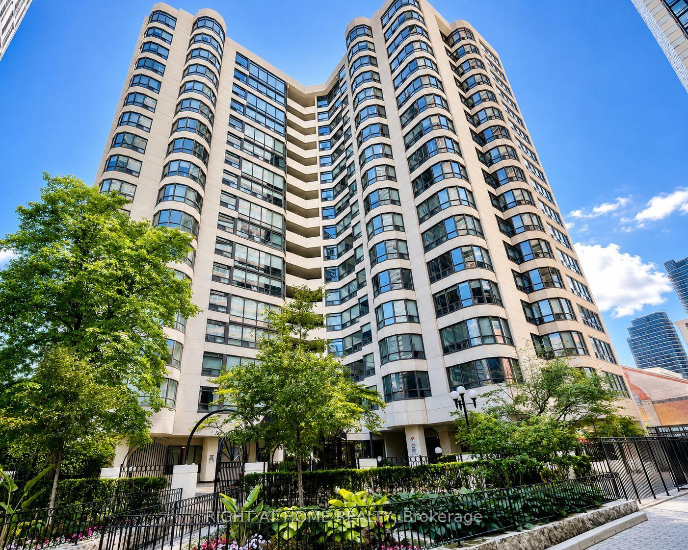 1001 - 25 Maitland Street W Toronto Ontario Canada Sale residential Moyeen Syed Right at Home Realty, Brokerage*
