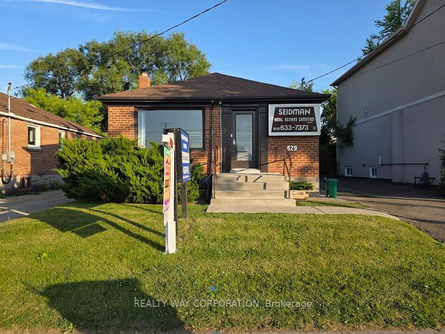 629 Sheppard Avenue W Toronto Ontario Canada Lease commercial Mitra Katirai Realty Way Corporation Brokerage