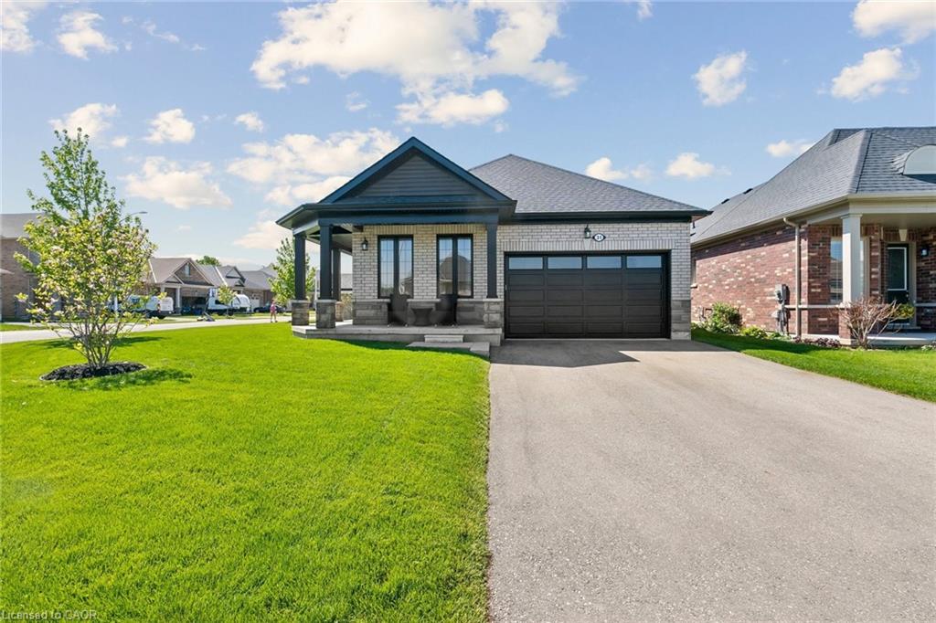 31 Seaton Crescent Tillsonburg Ontario Canada Sale residential Maggie Abril Nashdom Realty Brokerage Inc. 