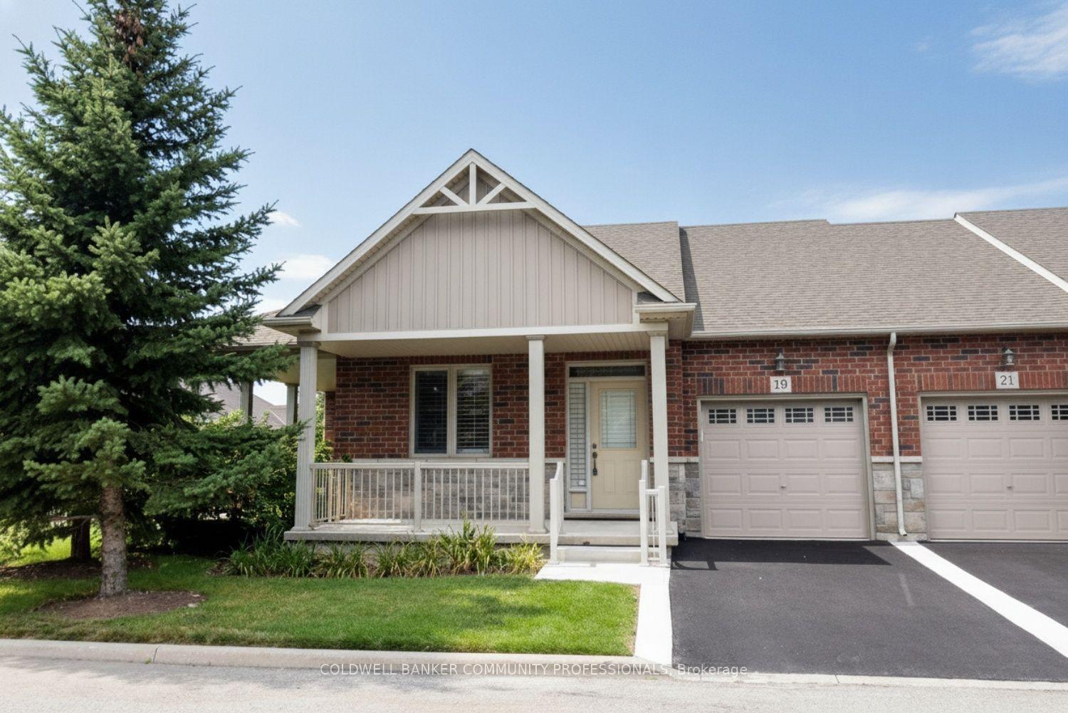 19 Stickland Lane Hamilton Ontario Canada Sale residential Paul  Wheeler Sutton Group Innovative Realty Inc., Brokerage*