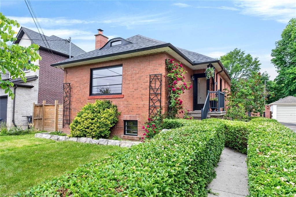 233 Rosemount Avenue Toronto Ontario Canada Sale residential Denise Formenton Coelho RE/MAX Realty Enterprises Inc., Brokerage*