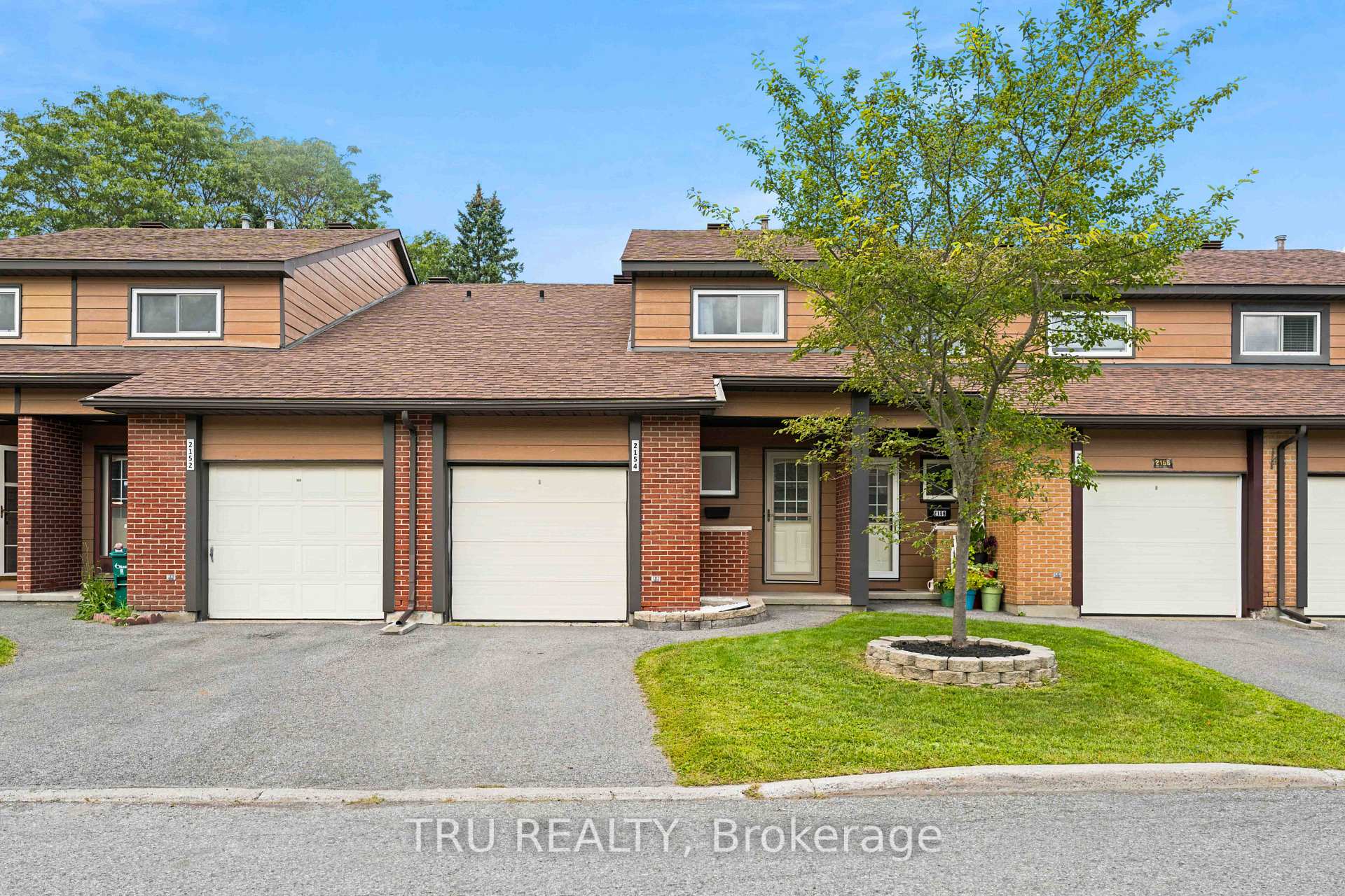 2154 Orient Park Drive Ottawa Ontario Canada Sale residential Paul McAllister, SRES® TRU REALTY , BROKERAGE*