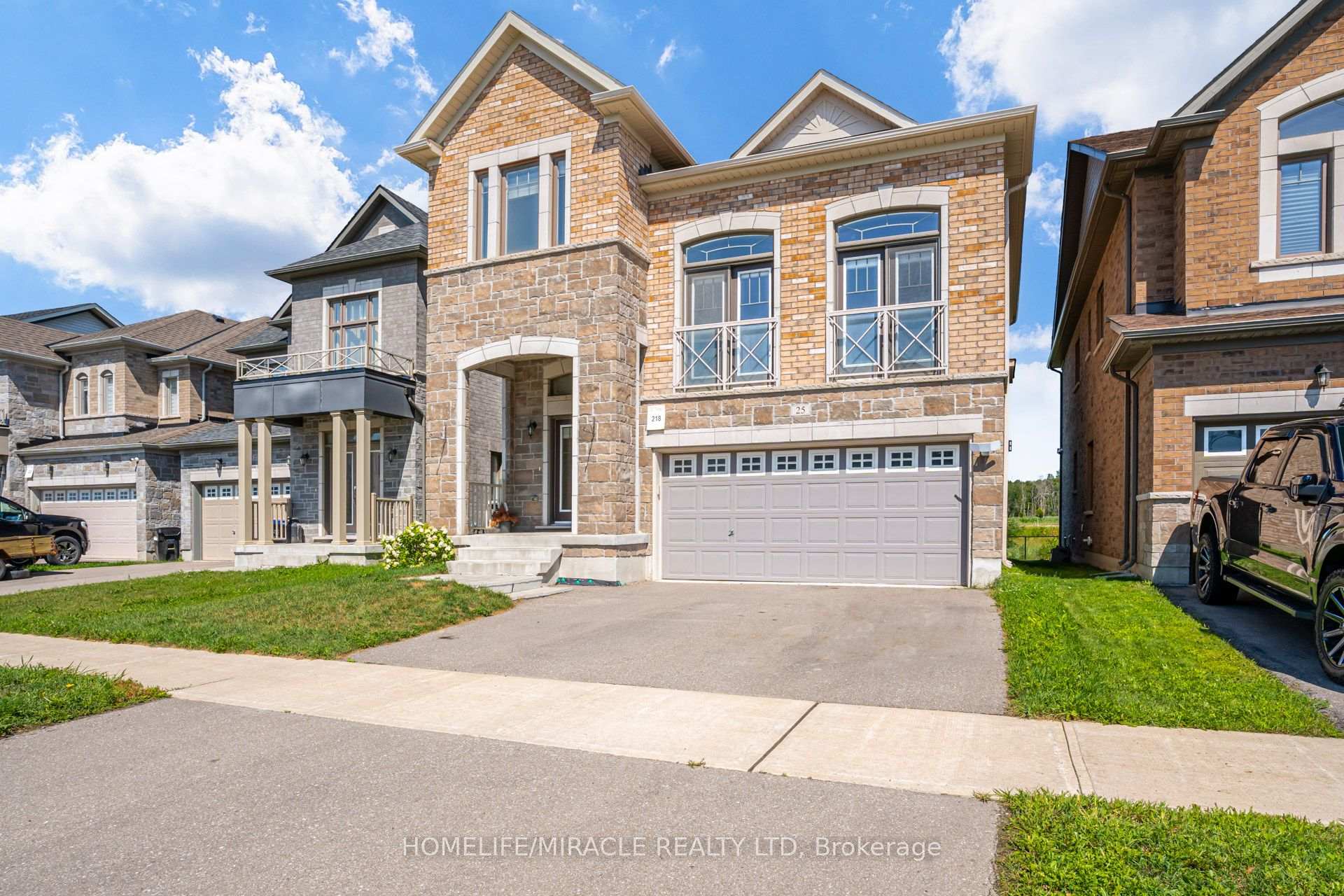 25 Lorne Thomas Place New Tecumseth Ontario Canada Rent residential HomeLife/Miracle Realty Ltd., Brokerage*