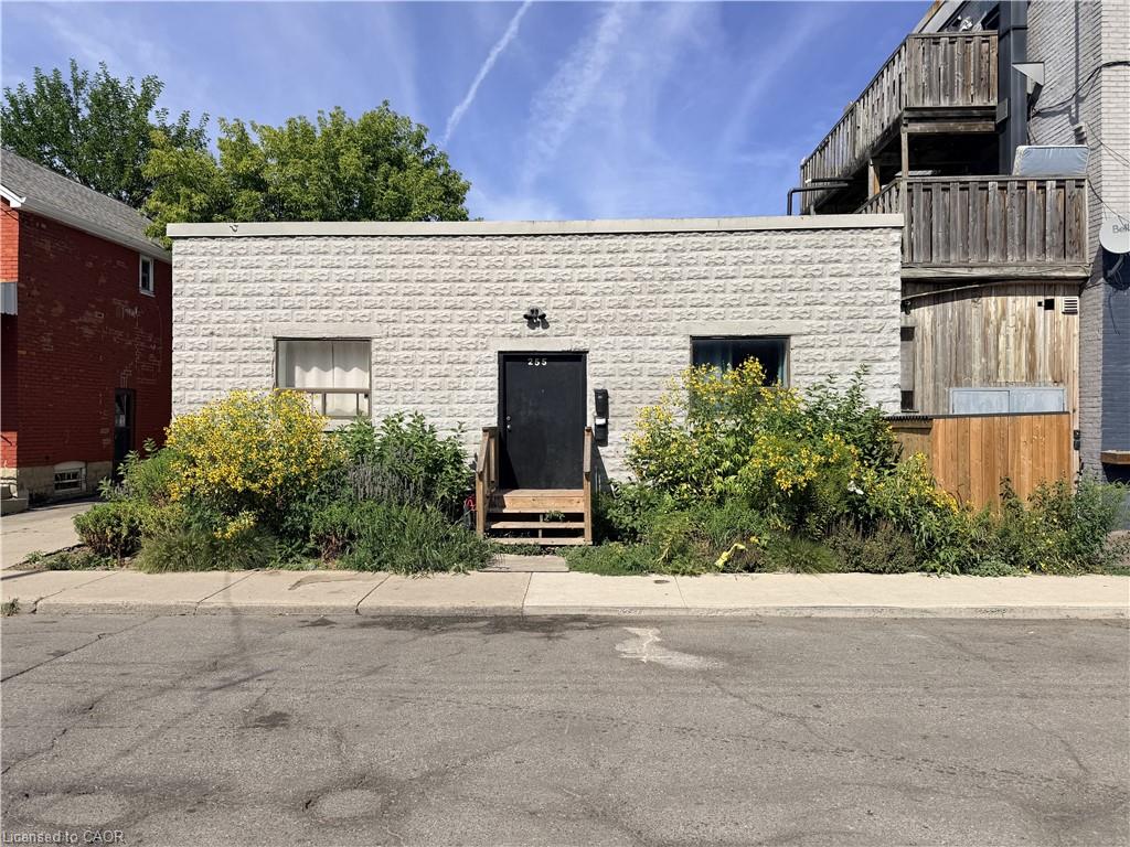 5 - 255 Emerald Street N Hamilton Ontario Canada Rent residential   Platinum Lion Realty Inc., Brokerage*