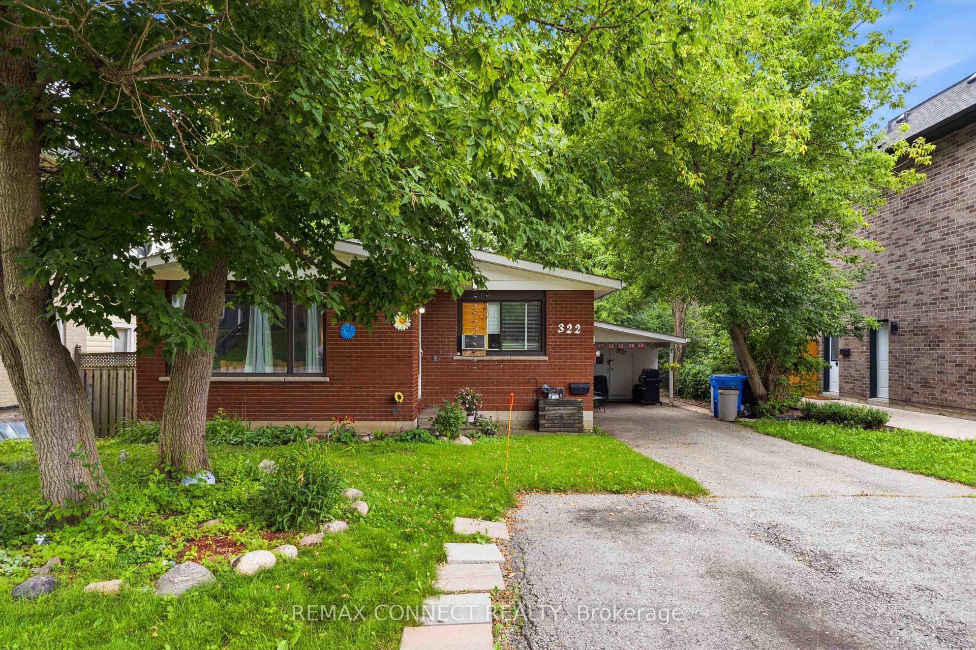 322 Andrew Street Newmarket Ontario Canada Sale residential Steven Ferreira Remax Your Community Realty