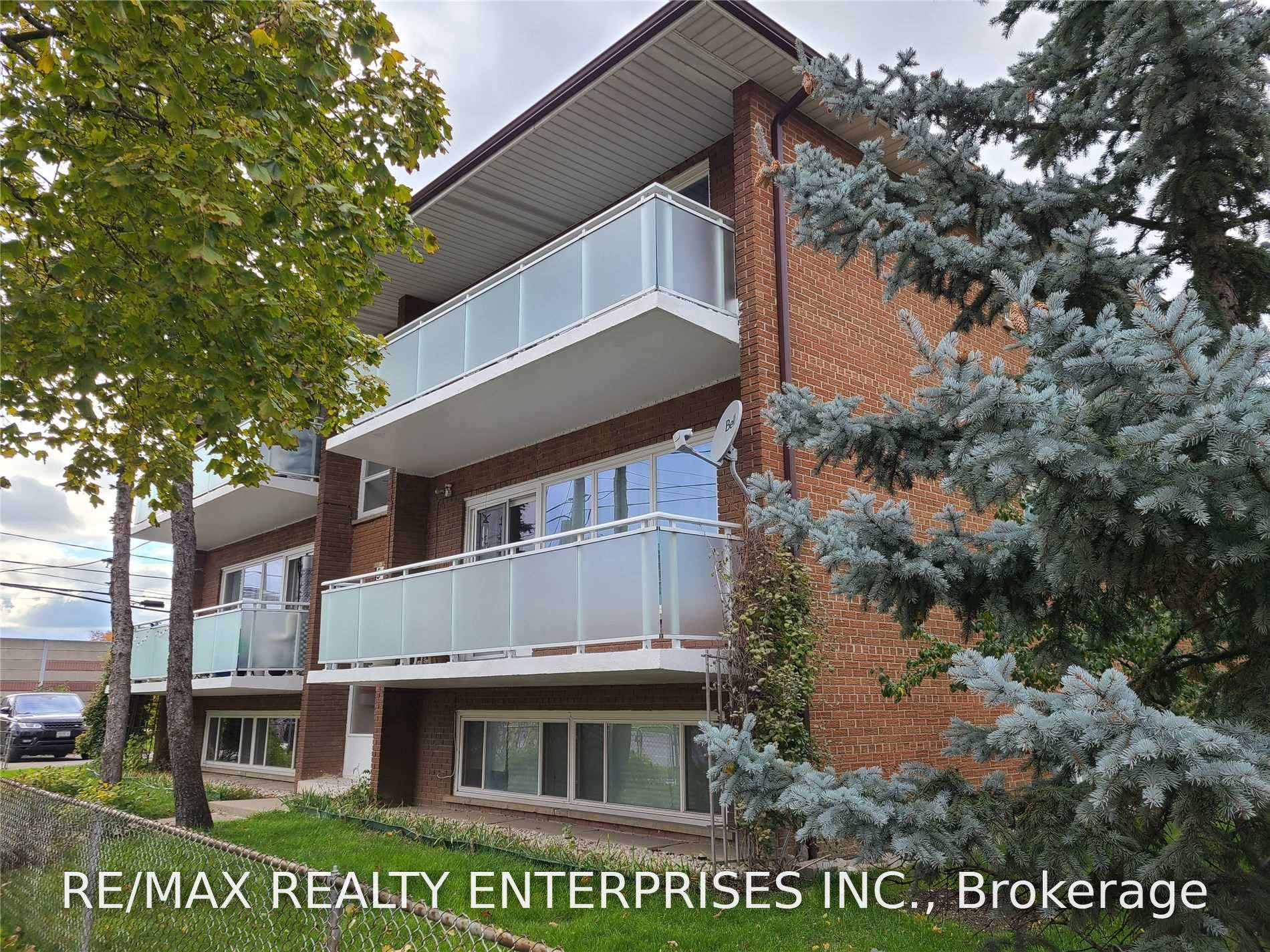 3 - 54 Rabbit Lane Toronto Ontario Canada Rent residential   THE TORUN TEAM | Re/Max Realty Enterprises Inc. Brokerage*